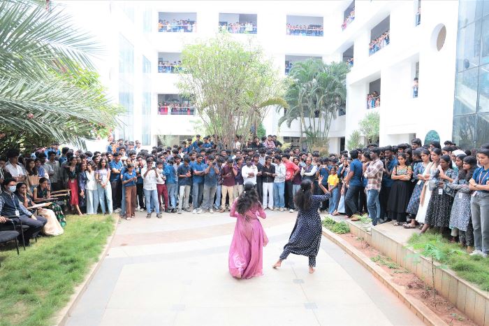 AJK College's 'Rhythms of Tradition': An Inter-Departmental Dance Competition Honouring India's 78th Independence Day1